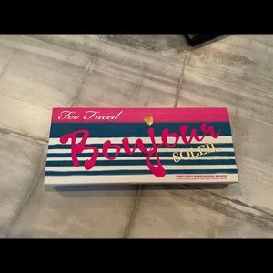 Too faced boujour soleil palette, brand new